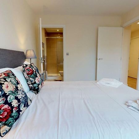 Niksa Serviced Accommodation - Welwyn Garden City Business Park Kültér fotó