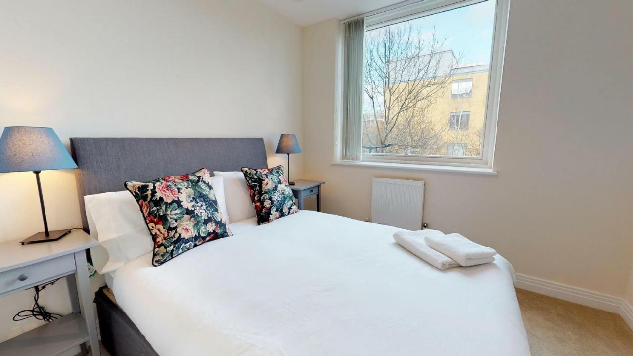 Niksa Serviced Accommodation - Welwyn Garden City Business Park Kültér fotó