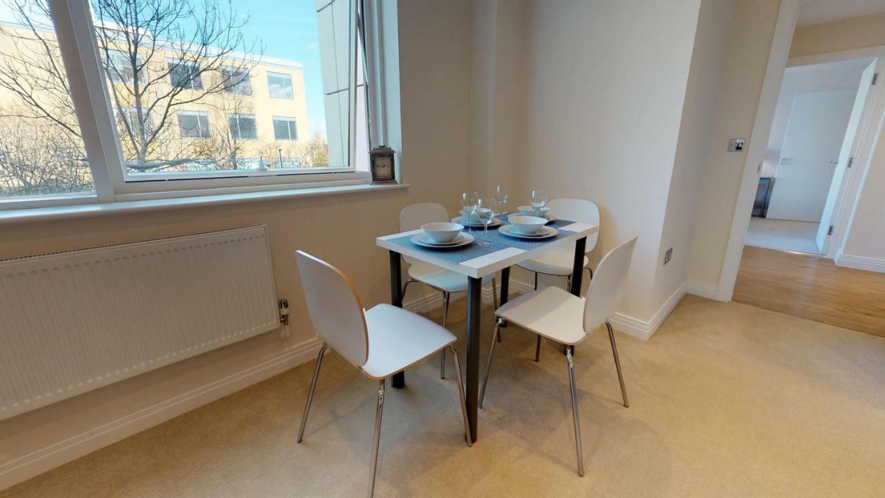 Niksa Serviced Accommodation - Welwyn Garden City Business Park Kültér fotó